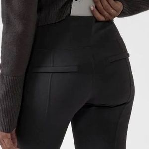 Athleta Delaney Street Tight Black Medium